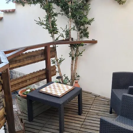 Les Lauriers Roses Holiday home Salavas