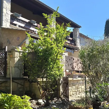 Holiday home Les Lauriers Roses