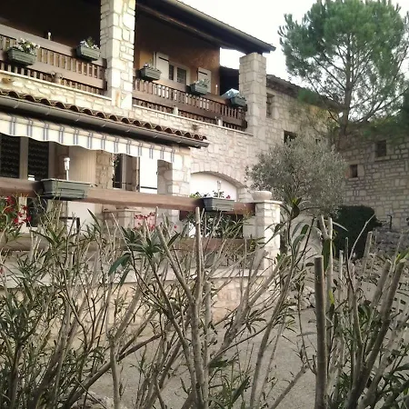 Les Lauriers Roses Сasa de vacaciones Salavas