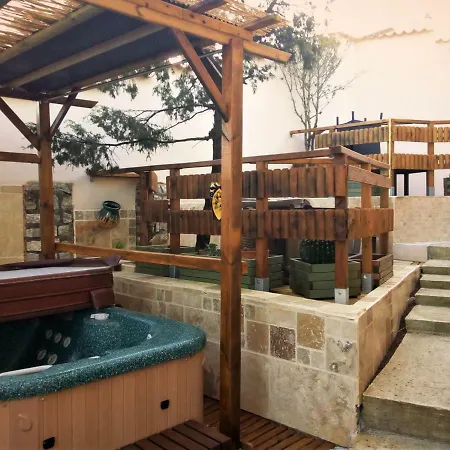 Holiday home Les Lauriers Roses Salavas